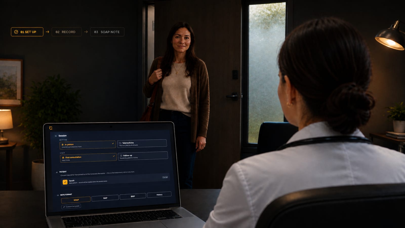 Cognivolt session setup screen: in-person visit, first consultation and SOAP format selected, as a patient walks into the room